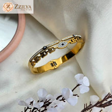 Evil eye anti tarnish bracelet