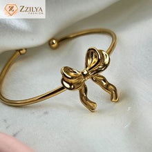 Bow trendy stainless steel anti tarnish bracelet