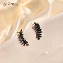 Ziyya Leaf Earrings