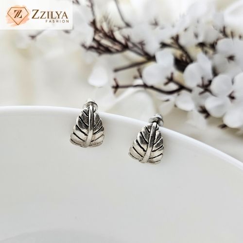 Silver Leaf stud Earrings