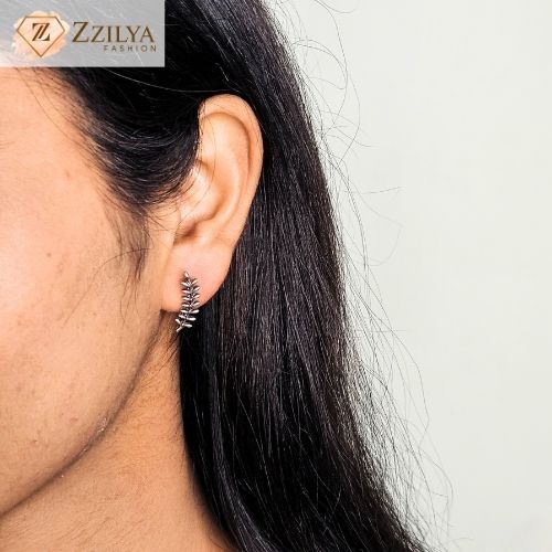Ziyya Leaf Earrings