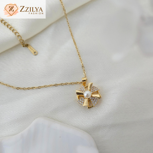 Floral anti tarnish necklace for women
