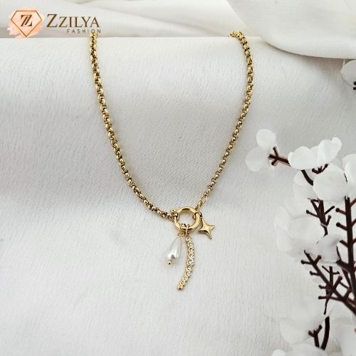 Golden Affection Pendant 18K Gold Plated Anti Tarnish Necklace