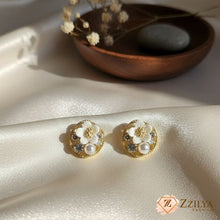 Zzilya Fashion Dainty White Flower, Pearl & Crystal Stud Earrings for Women