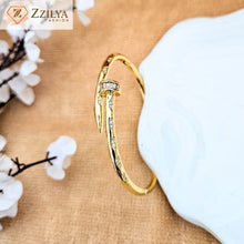 Genlocked anti tarnish bracelets