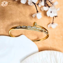 Genlocked studded anti tarnish bracelets for women