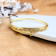 Genlocked studded anti tarnish bracelets for women