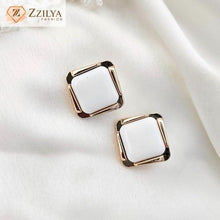 White and Golden Stud Earrings