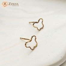 Golden Stud earrings