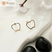 Golden Apple Stud earrings