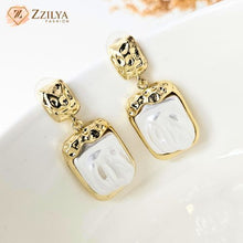 Trendy Pearl waterproof anti tarnish earrings