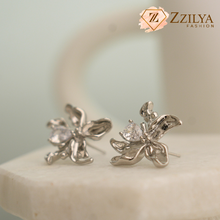 Sumptuos Orbs Korean Earrings