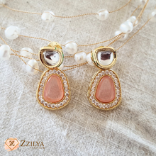 MonaLisa Frost Necklace