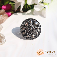 Floral Shimmer Rings