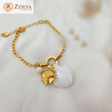 Zzilya Fashion seashell and pearl charm bracelet – premium anti-tarnish gold jewelry.